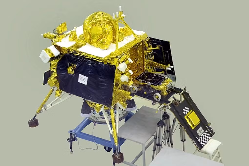 Tau Chandrayaan-3 ha canh len Mat Trang: Thoi khac An Do di vao lich su-Hinh-2
