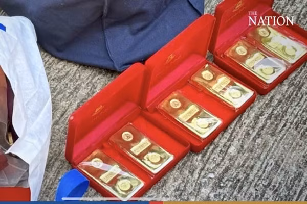 Cuu nha su Thai Lan chon hang chuc ty va vang thoi sau chua