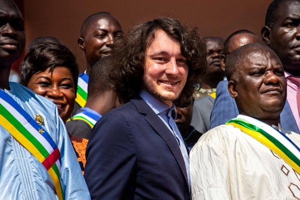 Chan dung nguoi tiep quan de che Wagner o chau Phi