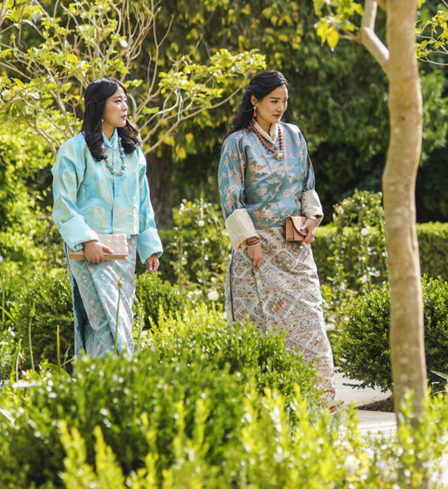 Tuần trước, Hoàng hậu Bhutan được khen xinh đẹp khi xuất hiện trong đám cưới Thái tử Jordan.