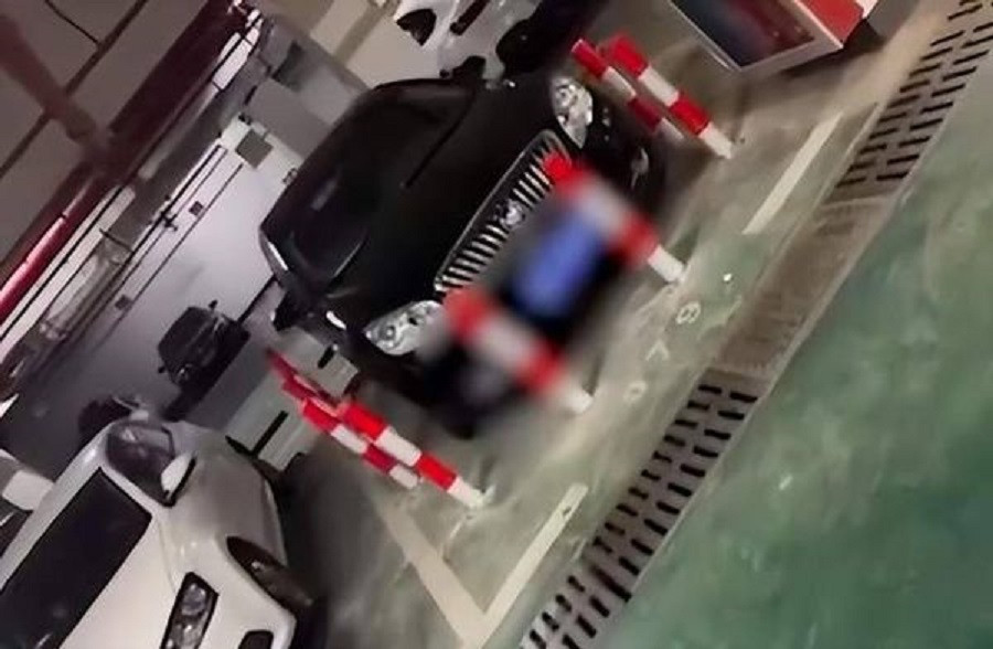 Bi chiem cho do, tai xe han 8 chiec coc “giam” xe doi phuong-Hinh-2