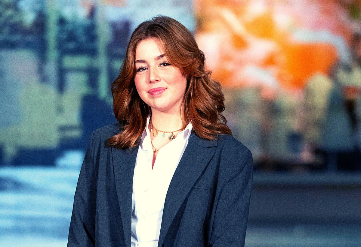 Hồi tháng 5, công chúa Alexia mới tốt nghiệp cấp 3 tại trường United World College of the Atlantic (Anh), chung trường với công chúa Leonor của Tây Ban Nha.