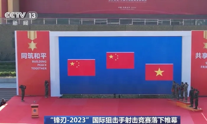 Đội tuyển bắn tỉa Việt Nam giành được giải ba. Ảnh: CCTV 13.