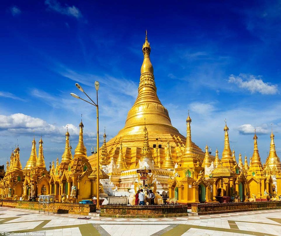 Chùa Shwedagon là Chùa vàng nổi tiếng nhất ở Myanmar.