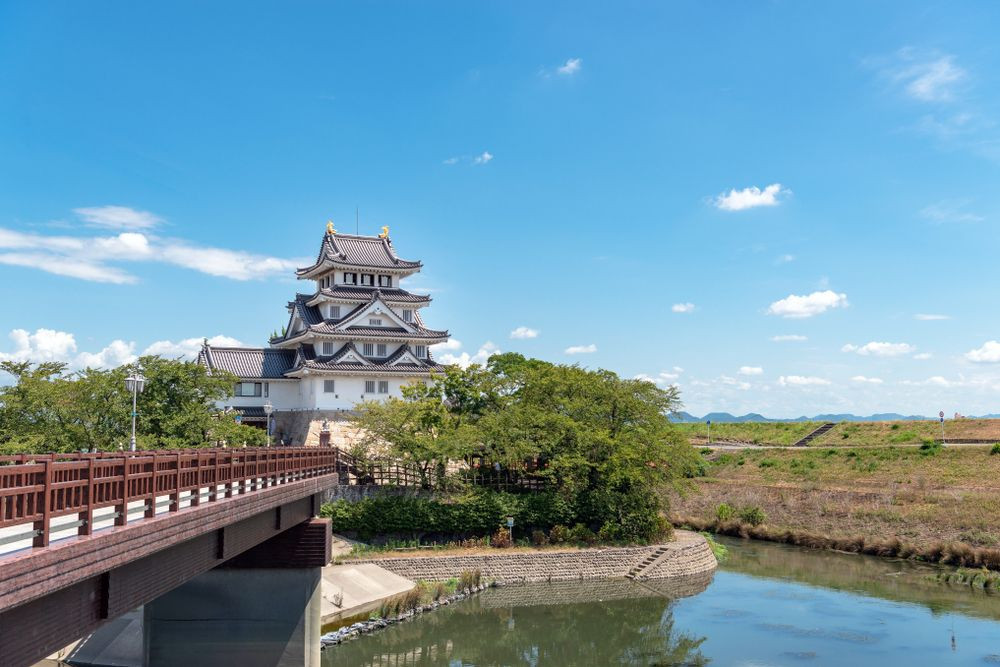 Kỳ lạ toà lâu đài Nhật Bản xây dựng chỉ trong một đêm - Hình 3 Ky la toa lau dai Nhat Ban xay dung chi trong mot dem-Hinh-3