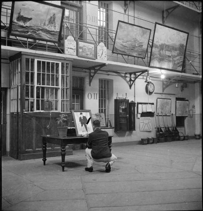 Nơi này cũng từng giam giữ một tù nhân khác được mệnh danh là "kẻ ấu dâm khét tiếng nhất nước Anh" đã 10 lần bị từ chối ân xá.