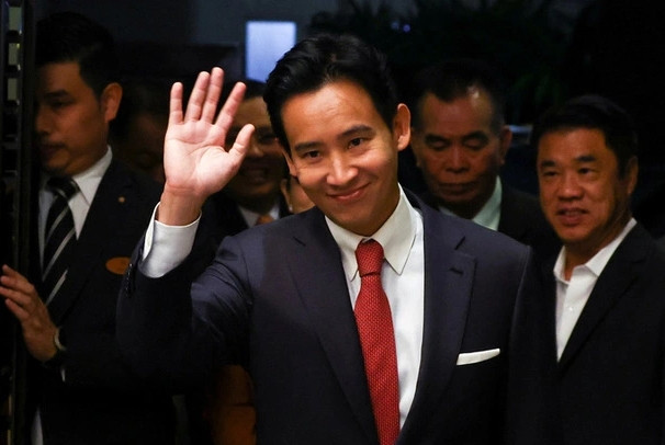 Cải cách hiến pháp Thái Lan đề cập đến lĩnh vực nào? Cai cach hien phap Thai Lan de cap den linh vuc nao?