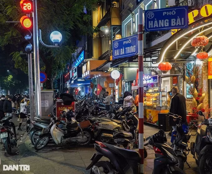 Ha Noi: Trong giu xe 