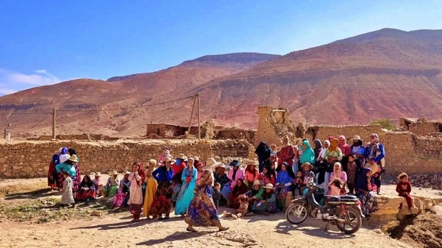 Thảm họa động đất Maroc: Cả làng thoát chết nhờ đi ăn cưới - Hình 2 Tham hoa dong dat Maroc: Ca lang thoat chet nho di an cuoi-Hinh-2