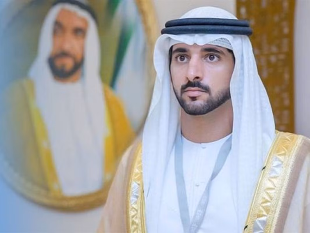 Không chỉ sở hữu tài sản khổng lồ và thú vui nhà giàu, Sheikh Hamdan có một gia đình hạnh phúc. Thái tử phi Sheikha Sheikha bint Saeed được truyền thông ca ngợi là tuyệt sắc giai nhân.