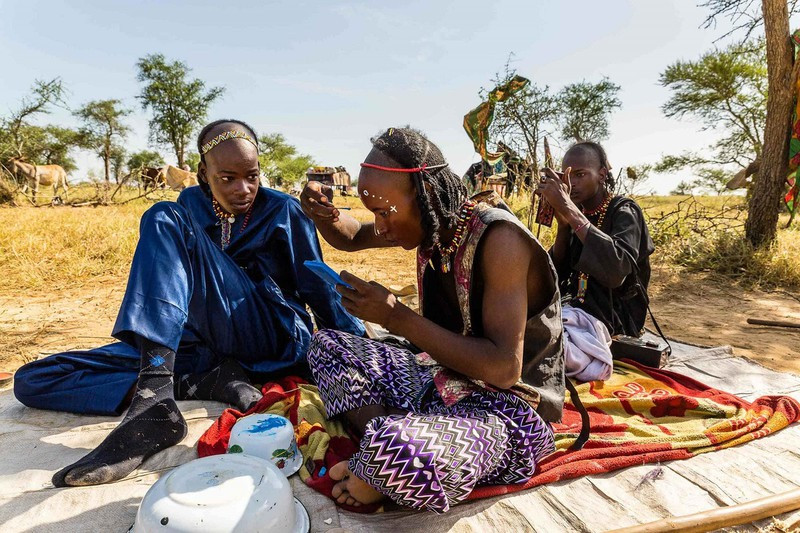 Điều này xuất phát từ việc bộ tộc Wodaabe chú trọng đến vẻ đẹp và sự quyến rũ.