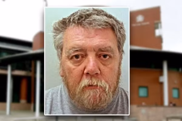 Be gai 5 tuoi am anh vi bi nguoi dan ong 57 tuoi lam dung