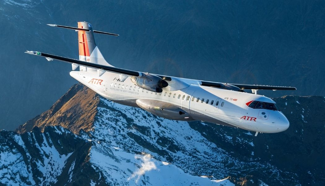 Máy bay ATR 42-300 có sức chứa 50 hành khách và chở được tổng trọng lượng tối đa là 4.500kg.