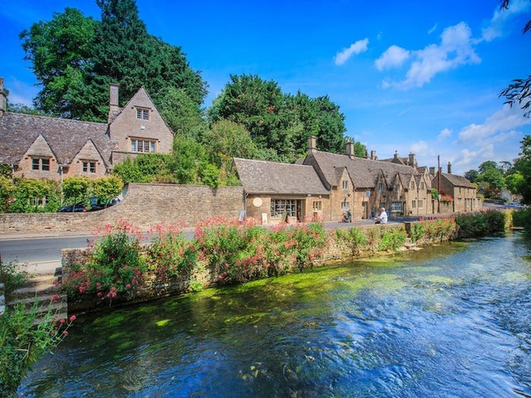 Bibury được mô tả là ngôi làng đẹp nhất nước Anh.
