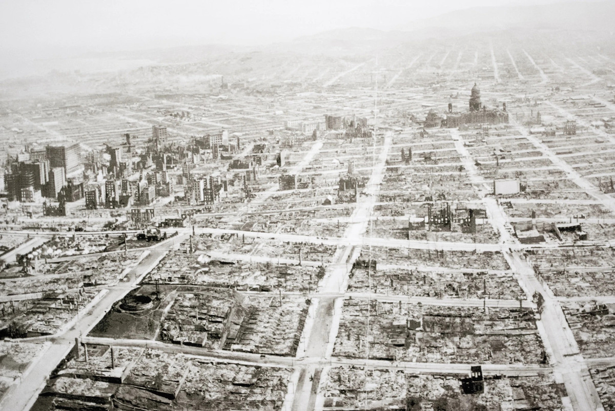 Hậu quả là không ít người bỏ mạng khi theo đuổi giấc mộng giàu sang. Họ được chôn cất trong các nghĩa trang của thị trấn Colma.