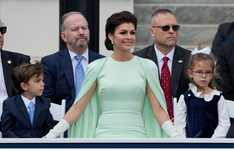 "Vợ là người bạn tốt nhất, người ủng hộ tuyệt vời nhất của tôi", Thống đốc Florida, 44 tuổi, từng nói.