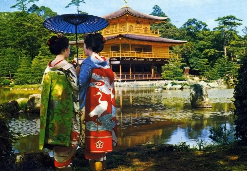 Chùa vàng Kinkakuji chính là biểu tượng mang đậm những giá trị truyền thống và là niềm tự hào của người dân Nhật Bản.