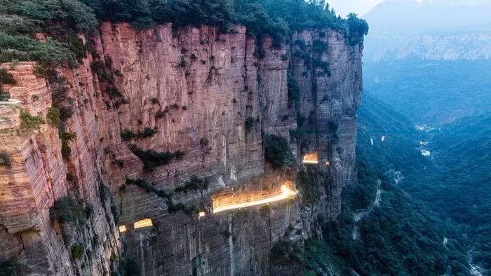 Ben trong nhung duong ham an tuong nhat the gioi-Hinh-8