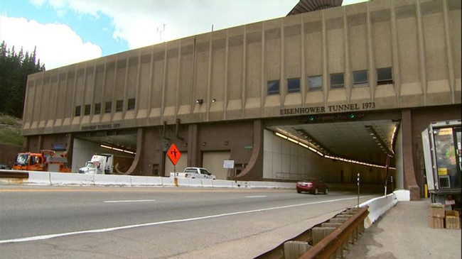 Đường hầm Tưởng niệm Eisenhower-Johnson, Mỹ: Đây là một trong những đường hầm cao nhất trên thế giới và cũng là đường hầm trên núi dài nhất nước Mỹ.