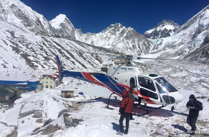 Vào tháng 5/2013, AS350 B3 đã thực hiện chiến dịch giải cứu đường dài cao nhất thế giới trên Lhotse, ngọn núi cao thứ tư thế giới, nằm ở dãy Himalaya ở độ cao 7.800 mét.