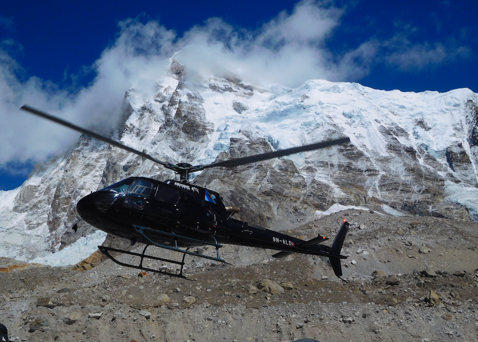 H125 được trang bị động cơ trục tua-bin Arriel 2D của Safran Helicopter Engines với bộ điều khiển động cơ kỹ thuật số toàn quyền (FADEC) hai kênh, cộng với kênh dự phòng tự động và độc lập thứ ba và khởi động động cơ tự động.