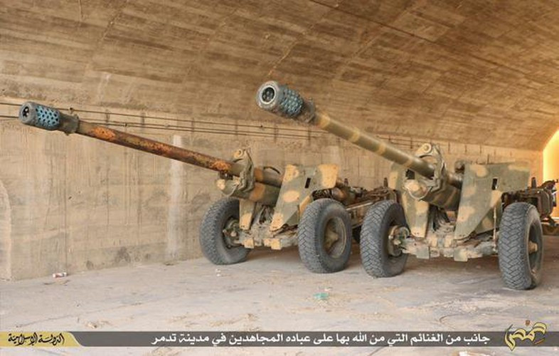 Pháo có thể bắn những quả đạn đi xa tới 27,5km với đạn thường và 38km với đạn pháo tăng tầm.