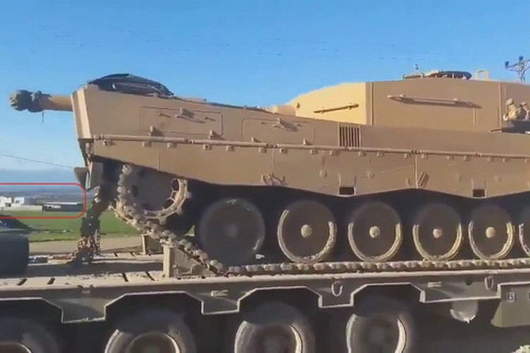 Trang South Front vừa đăng tải thông tin cho biết, trước mối đe dọa và khiêu khích từ quân đội Thổ Nhĩ Kỳ ở Syria đã buộc bộ chỉ huy SAA tổ chức cuộc tấn công vào đoàn xe quân sự của Ankara.