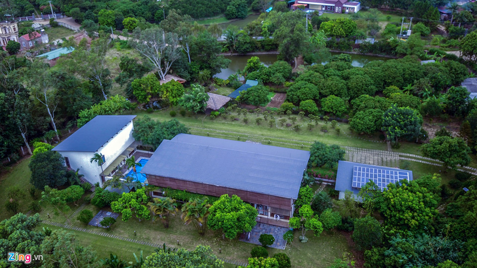 Toàn cảnh khuôn viên nhà vườn của ca sĩ Mỹ Linh tại xã Minh Phú. Ảnh Zing.vn.