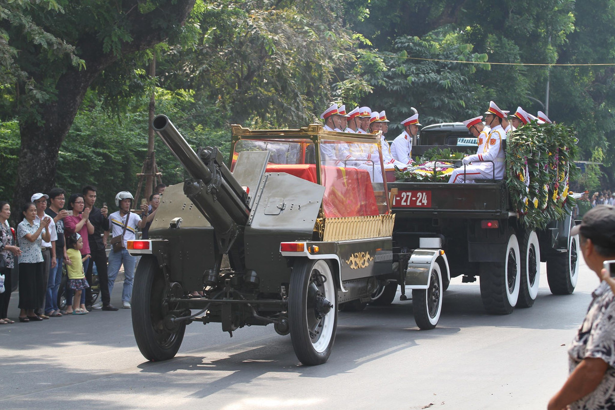 Nguyen Tong Bi thu Do Muoi da an nghi trong long dat me-Hinh-23