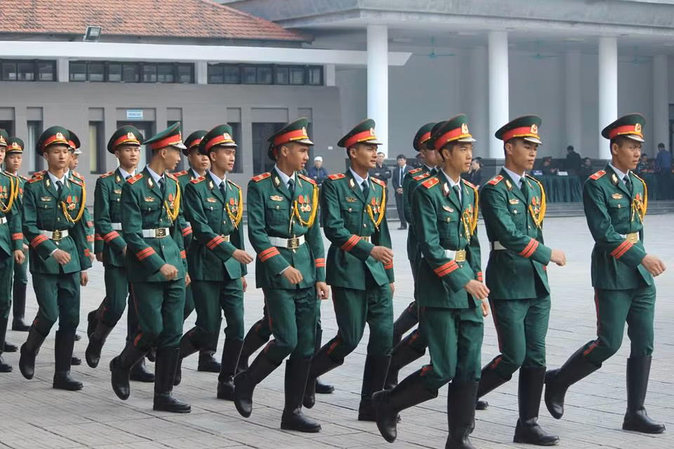 Nguyen Tong Bi thu Do Muoi da an nghi trong long dat me-Hinh-45