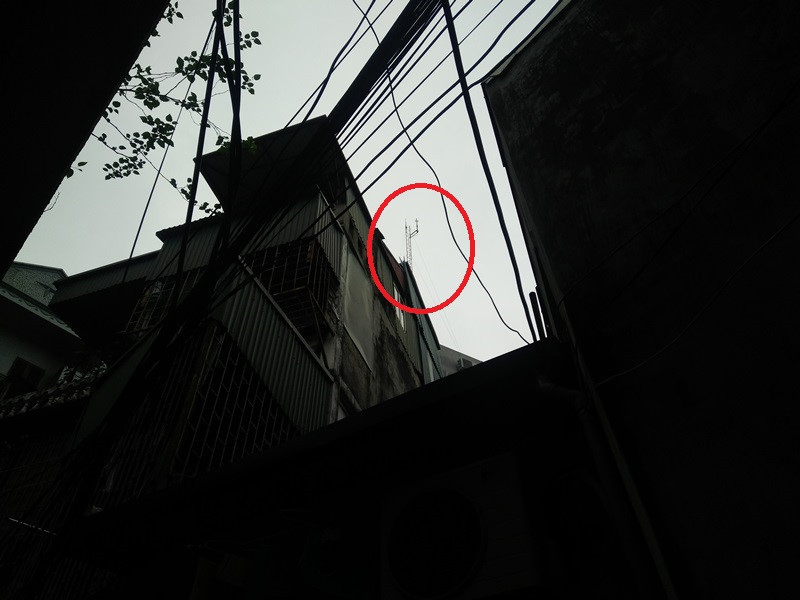 Giam doc taxi Nguyen Minh tu y lap cot ang ten thu, phat song?-Hinh-2