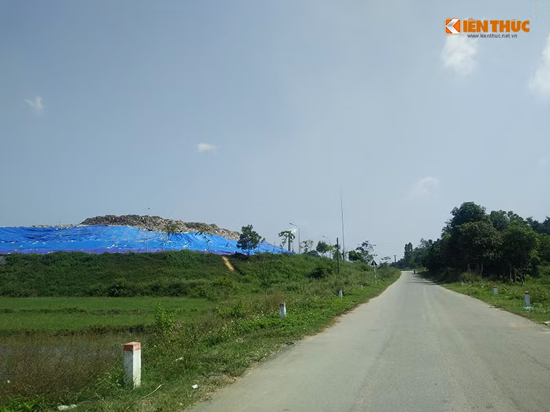 Vu Urenco 6 xa nuoc thai ra ho: Dan keu kho, chu tich xa noi khong!-Hinh-5