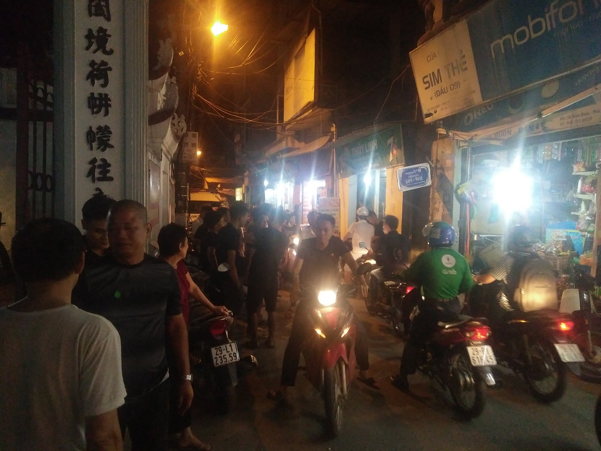 Hai hung phat hien thi the nam thanh nien trong phong tro-Hinh-3