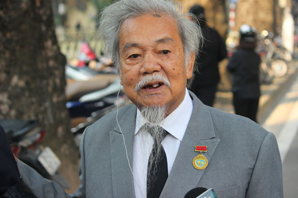 Loi tu biet xuc dong trong le vieng nguyen Tong Bi thu Do Muoi-Hinh-3