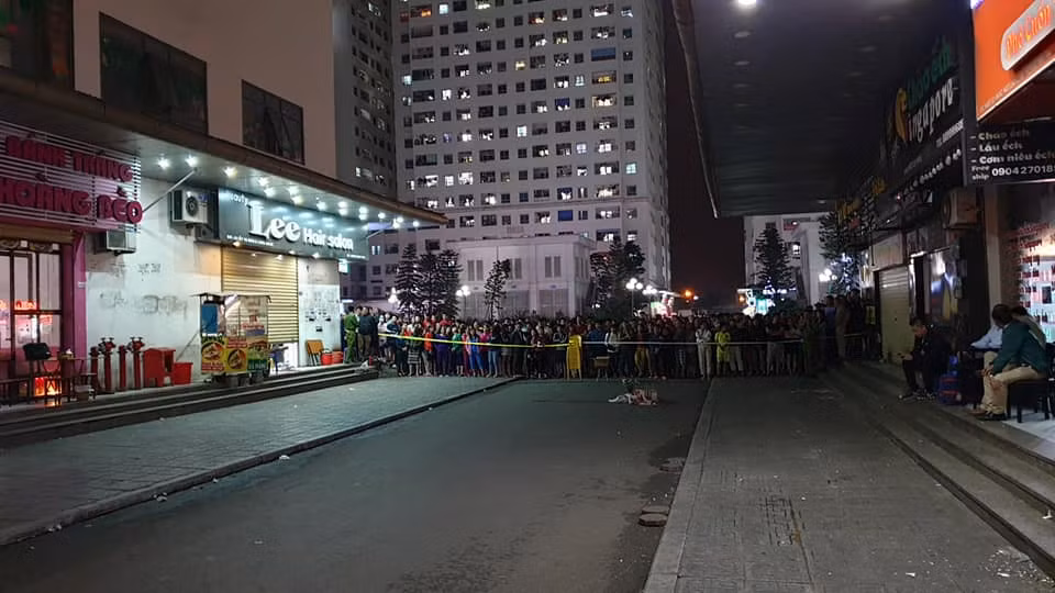 Khoi to vu an nu sinh nem con xuong dat o khu do thi Linh Dam