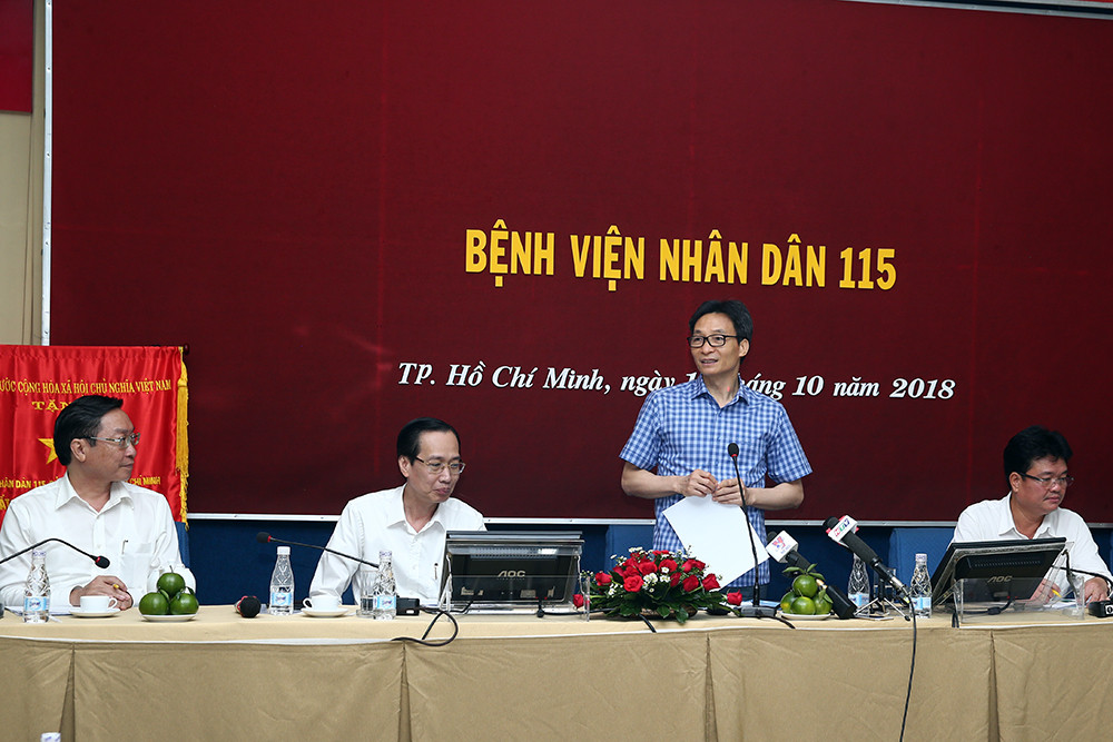 Pho Thu tuong thi sat cong tac chong dich tay chan mieng, soi tai TPHCM-Hinh-3