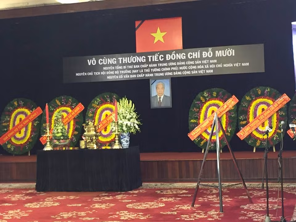 Truc tiep: Le vieng nguyen Tong Bi thu Do Muoi-Hinh-15