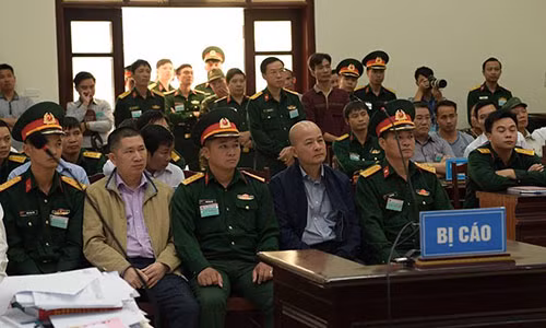 Vi sao Ut “troc” duoc dai dien VKS de nghi giam an?-Hinh-3