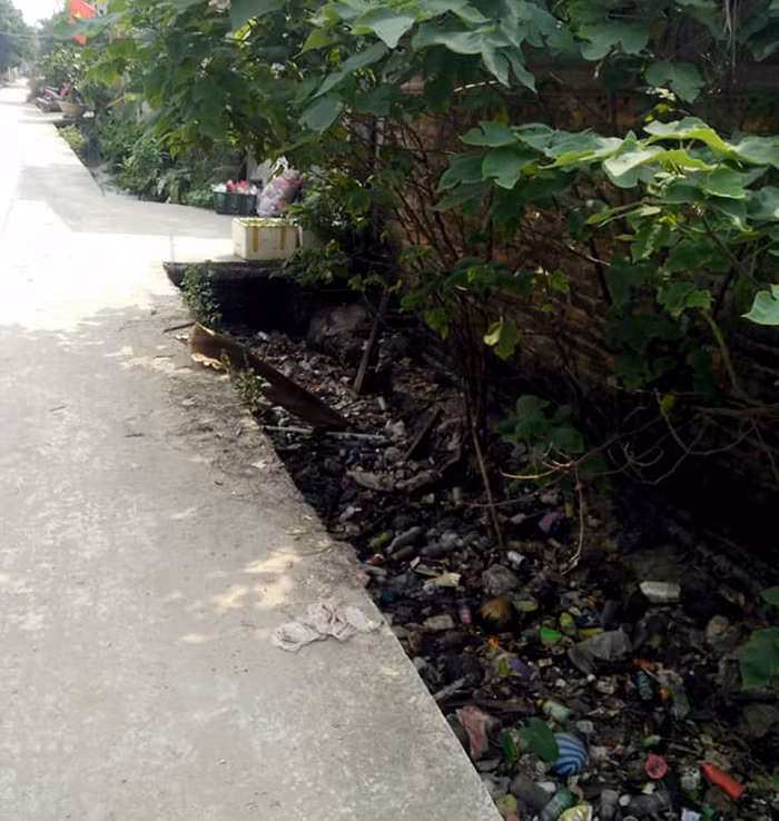 Kinh hai nuoc thai den ngom xa truc tiep ra moi truong o La Phu-Hinh-2