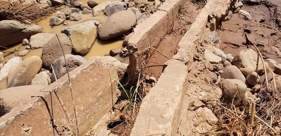 Dien Bien: Mua lu phat lo chuyen thi cong kem chat luong-Hinh-6