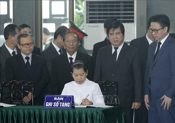 Le vieng nguyen Tong Bi thu Do Muoi-Hinh-3