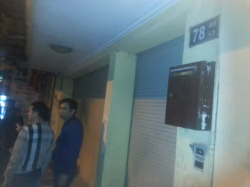 Sau thời gian điều tra, tối 7/1, cơ quan chức năng thực hiện lệnh bắt tạm giam và khám xét nhà riêng bà Nga. Tập đoàn đầu tư xây dựng nhà đất Housing Group của bà Nga làm chủ đầu tư liên quan đến hai dự án B5 Cầu Diễn và dự án bất động sản tại phường Phú Thượng, Tây Hồ, Hà Nội.