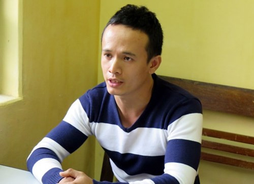 Tại công an TP Hải Dương, đối tượng Nghĩa khai nhận, vào 7h sáng 6/1, tại nhà trọ, hắn ở cùng cháu Hiếu. Do cháu bé khóc quấy, Nghĩa dỗ dành nhưng không nín, hắn đã tát cháu Hiếu hai cái. Thấy Hiếu vẫn khóc, Nghĩa dùng tay bóp cổ cháu bé đến chết. Sau đó, hắn đi mua bao tải về và dùng hai bao ni long ở nhà cho xác cháu bé vào, rồi lấy dây điện buộc, nhét vào gầm giường. 12h cùng ngày, Nghĩa chở bao tải ra đê sông Thái Bình giáp ranh TP Hải Dương và huyện Tứ Kỳ, rồi dựng xe trên đê, bê bao tải ném xuống sông để phi tang xác.