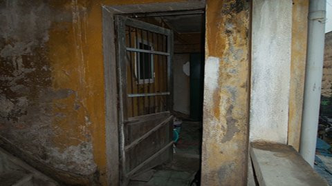 Nghi an vo ham trai tre, chong giet con roi tu tu