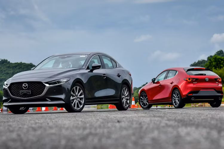 Tại khu vực Đông Nam Á, Mazda3 thế hệ mới đã ‘’cập bến’’ tại một số thị trường như Malaysia, mới đây là Philippine và sắp tới là Thái Lan dự kiến vào cuối tháng 9. Mazda3 thế hệ mới tại khu vực Đông Nam Á sẽ không bán ra phiên bản lắp động cơ SkyActiv-X 2.0 lít mới nhất, vì động cơ này chỉ tương thích với nhiên liệu Euro6.