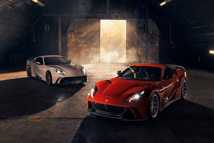  Siêu xe Ferrari 812 Superfast từng giữ vị trí là model đứng đầu trong danh mục sản phẩm của hãng siêu xe tới từ Maranello, Ý. Dù vị trí này của 812 Superfast vừa được nhường lại cho tân binh Ferrari SF90 Stradale vào tuần qua, nhưng nó vẫn giữ một vị trí đặc biệt trong số các dòng Ferrari hiện đại ngày nay bởi động cơ V12 dung tích "khổng lồ" 6.5l - hoàn toàn không sử dụng hệ thống nạp khí cưỡng bức hay "điện hóa" nào.