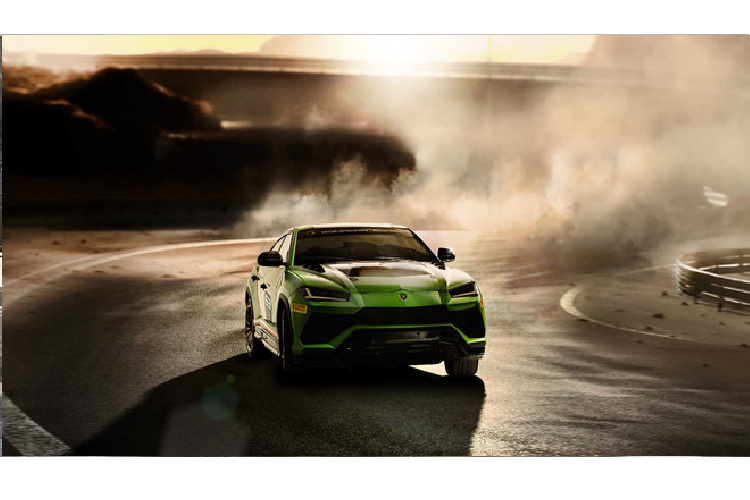 Cung cấp sức mạnh cho Urus ST-X vẫn là động cơ tăng áp kép V8 4.0L, sản sinh công suất 641 mã lực, mô-men xoắn 850 Nm. Xe tăng tốc 0-100 km/h trong 3,6 giây, tốc độ tối đa 305 km/h.