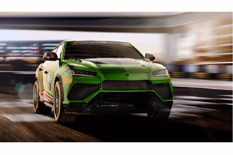 Lamborghini tiết lộ đang phát triển bản chạy phố của Urus ST-X. Thông tin từ giám đốc bộ phận R&amp;D, Maurizio Reggiani, cho biết Urus ST-X đường thường sẽ ứng dụng công nghệ giảm trọng lượng như xe đua.