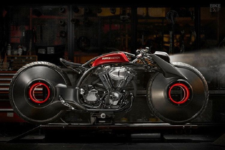 Người sáng lập của Smoked Garage Nicko Eigert cho biết, họ nhận được yêu cầu về một chiếc xe đặc biệt dành cho tương lai vào năm 2019