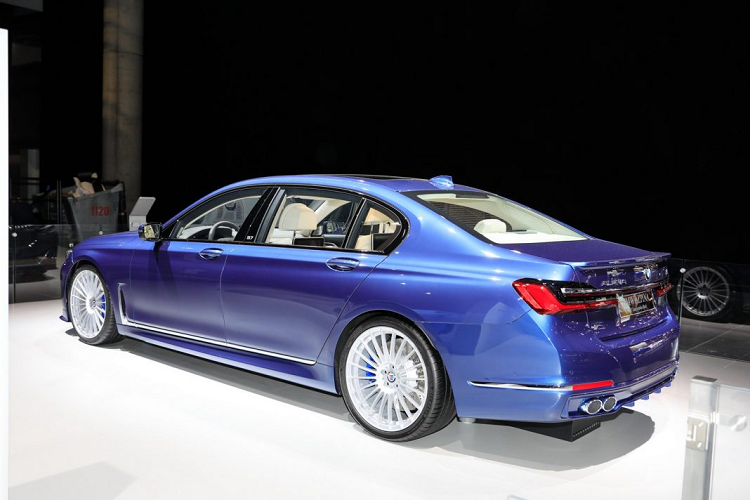 Giá bán Alpina B7 xDrive 2020 tại Mỹ khởi điểm từ 140.000 USD. Đây thực sự là một lựa chọn gần như hoàn hảo cho những tín đồ trung thành nhất của thương hiệu BMW hoặc chỉ đơn giản là mong muốn có M7 nhưng chưa bao giờ được đáp ứng, trong khi BMW M760Li chính hãng lại quá thừa thãi.